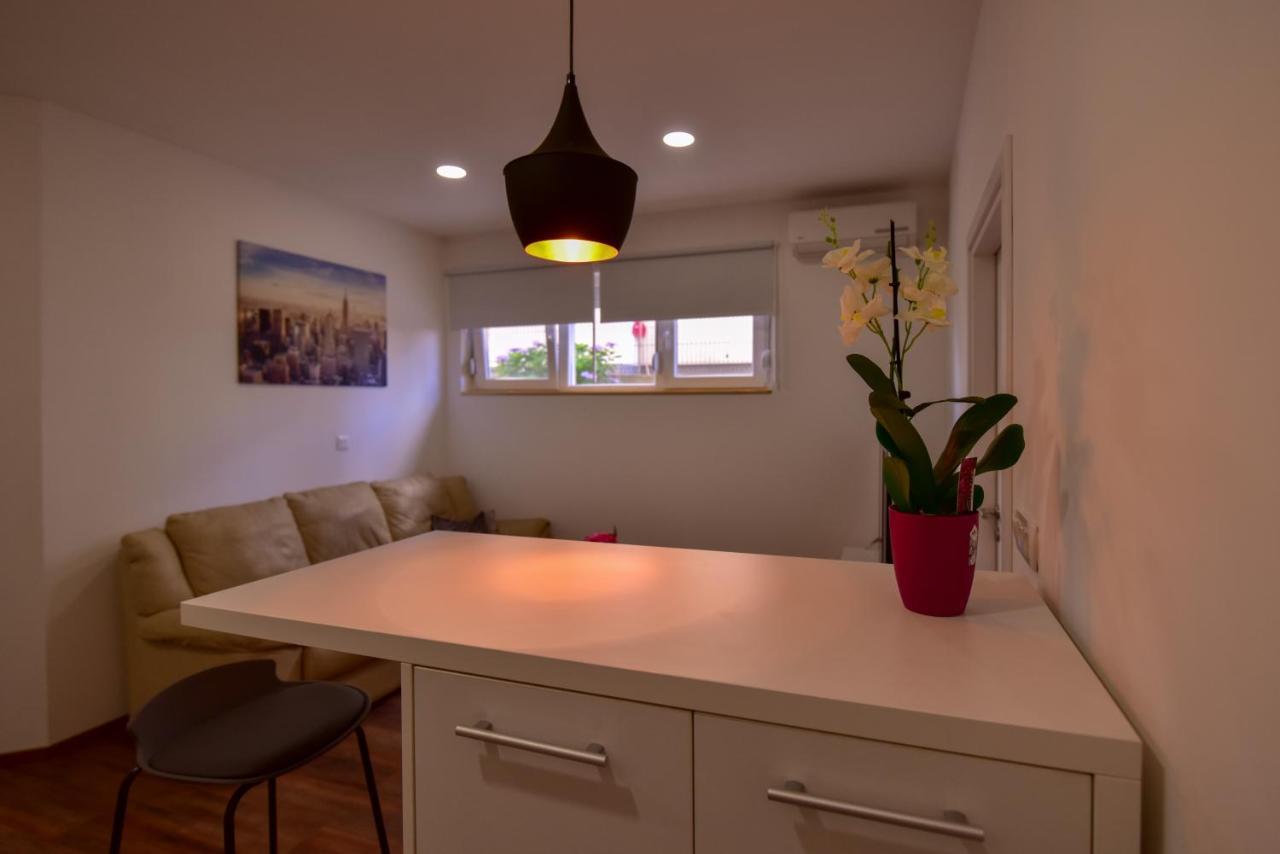 Apartman Sara *